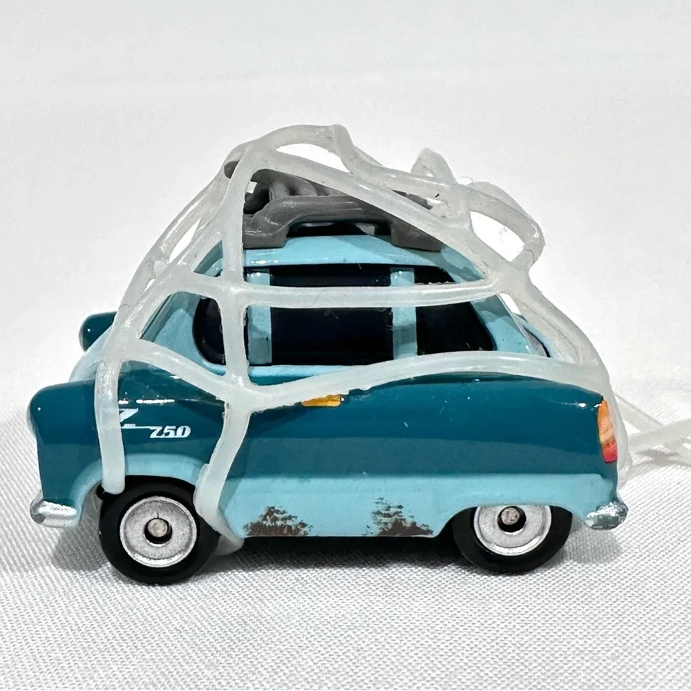 Disney Pixar Cars 2 RARE Captured Professor Z with Netting Die-cast Mattel